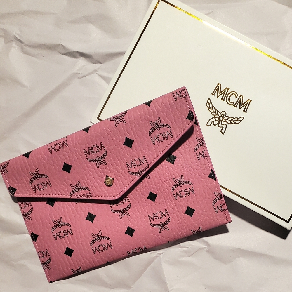 MCM Visetos Envelope Clutch, Plus Bonus Items - Picture 4 of 12